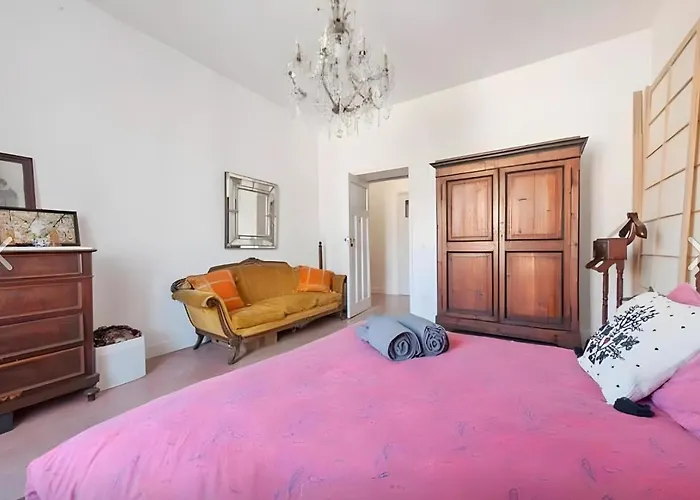 The Rome Artful Apartment Retreat
